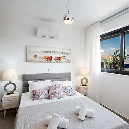 Hotel Cr5 Protaras