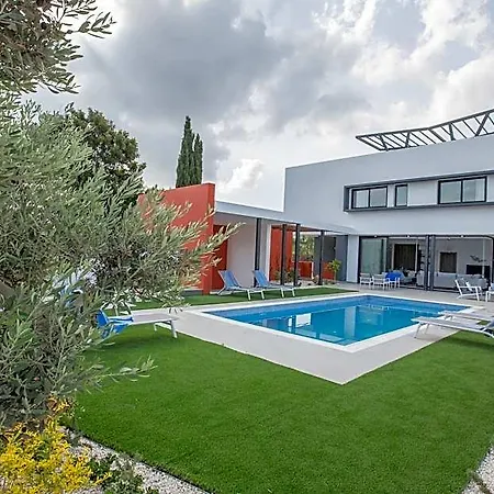 Cr5 Hotel Protaras