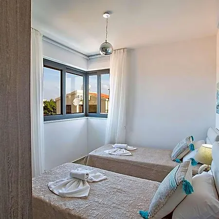 Hotel Cr5 Protaras