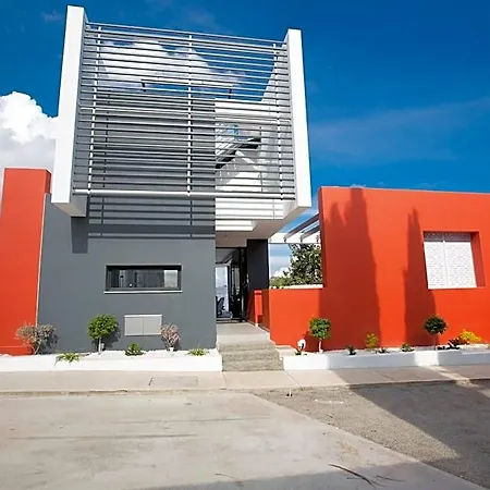 Cr5 Hotel
